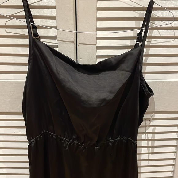 Ivy Satin sleeveless slip dress NWT adjustable straps elastic waist - Picture 3 of 4